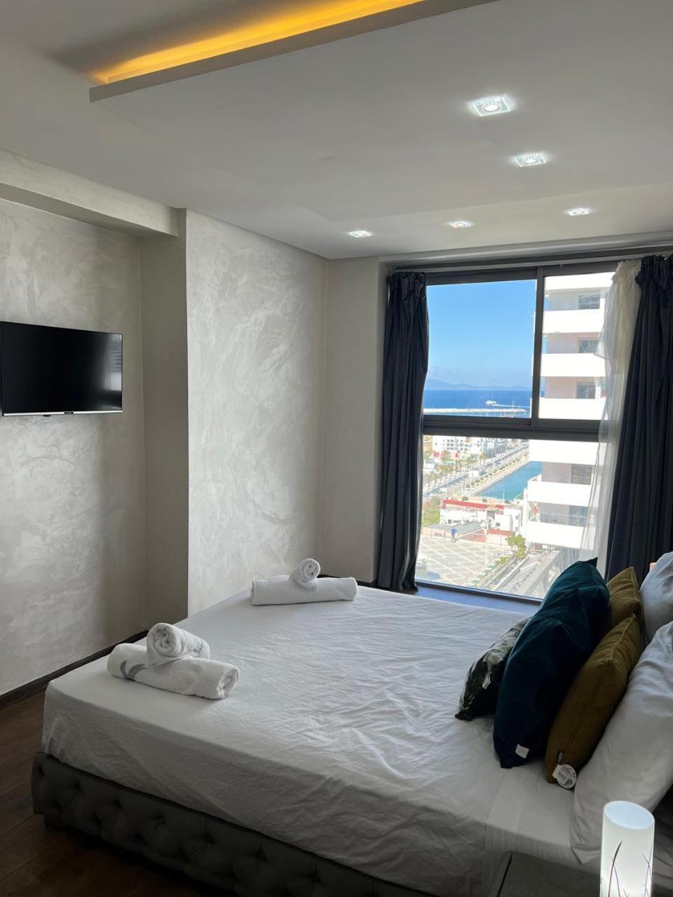 Vue Panoramique Sur La Mer-Centre Ville-Moderne Tangier Exterior photo