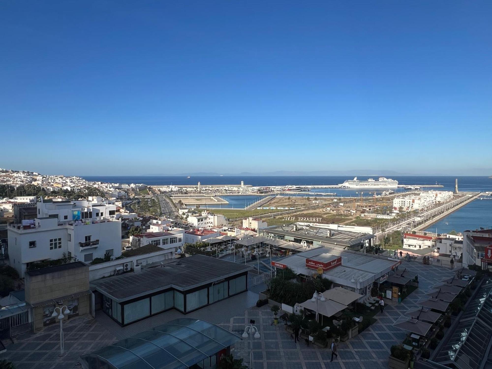 Vue Panoramique Sur La Mer-Centre Ville-Moderne Tangier Exterior photo